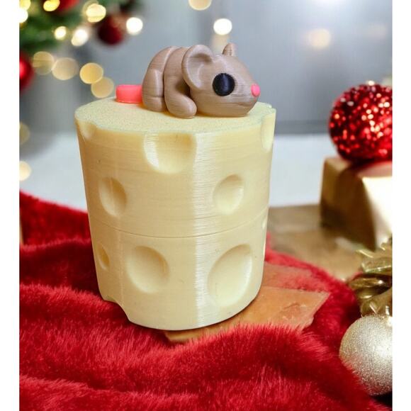 3D Printed Baby Mice With Cheese Storage Container Set - Picture 4 of 4